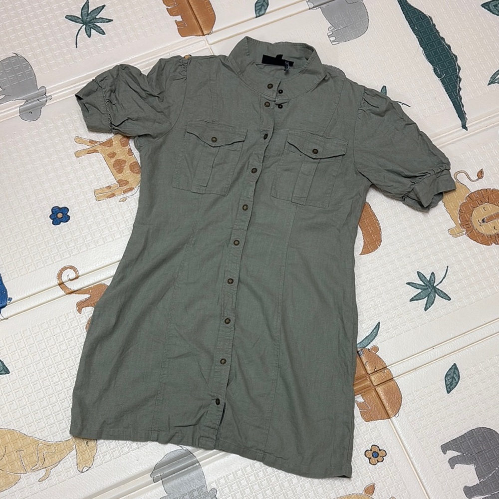 DKNY Green Long Sleeve Dress Elegant and Timeless